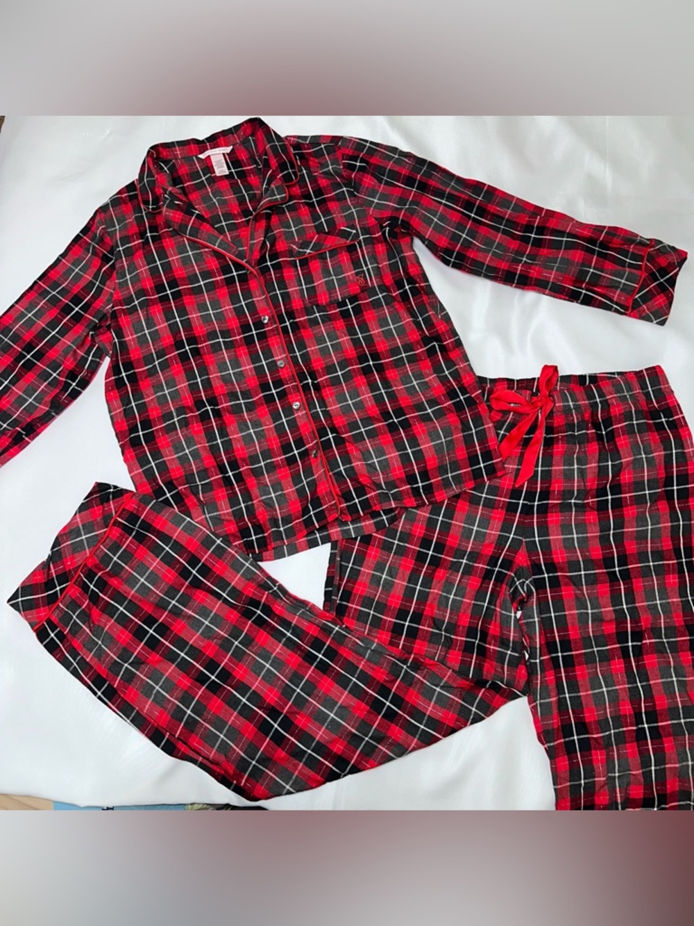 Victoria’s Secret pajama set Red and Black Plaid Classic style ladies large